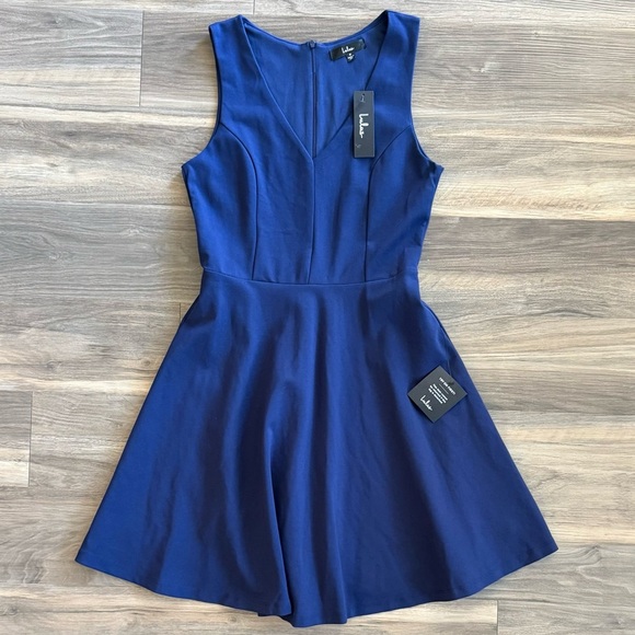 Lulus Dresses & Skirts - NWT Lulus Navy Blue Mini Dress Size M